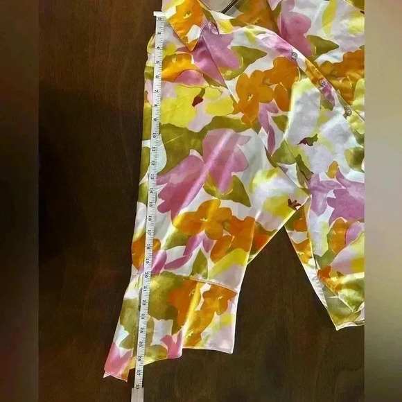 GiGio Floral Dolman sleeve button down top Blouse Size Large - Picture 9 of 9